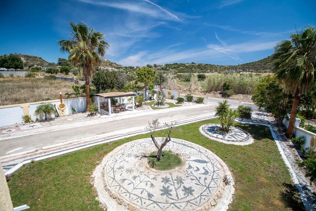 Mosaic Gardens Lägenhet Faliraki Exteriör bild